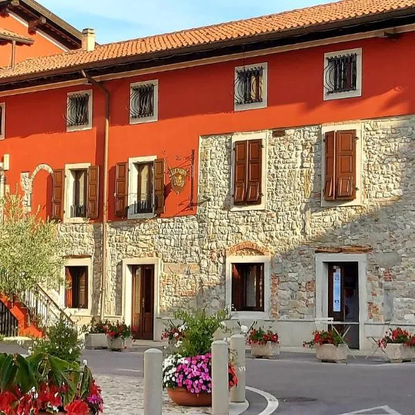 Hotel Locanda Al Pomo d'Oro, hotel en Cividale del Friuli