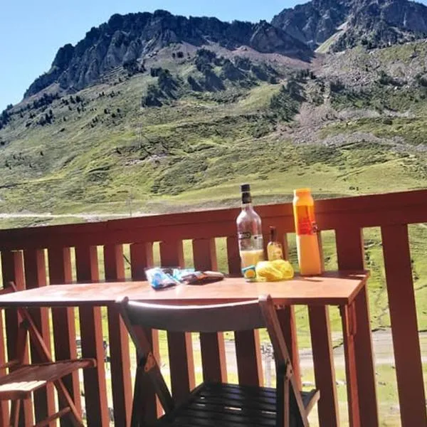 Studio au Pied des Pistes avec Vue sur la Station 5 pl, hotelli kohteessa La Mongie