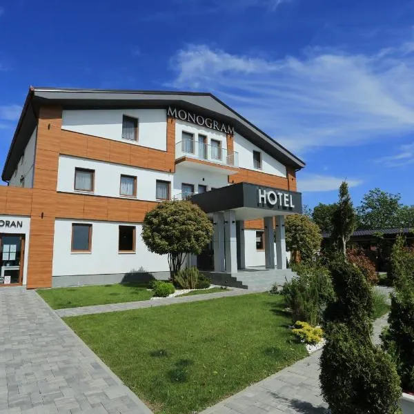 MV Monogram, hotel di Čortanovci