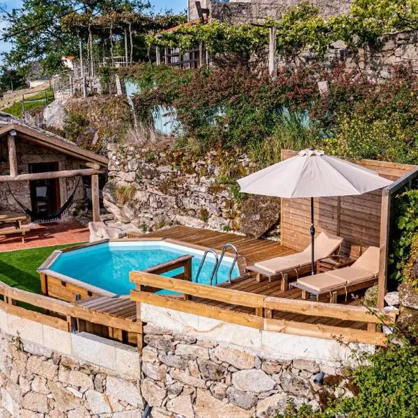 Chalé dos Penedos, sossego e piscina privada, hotel in Monção