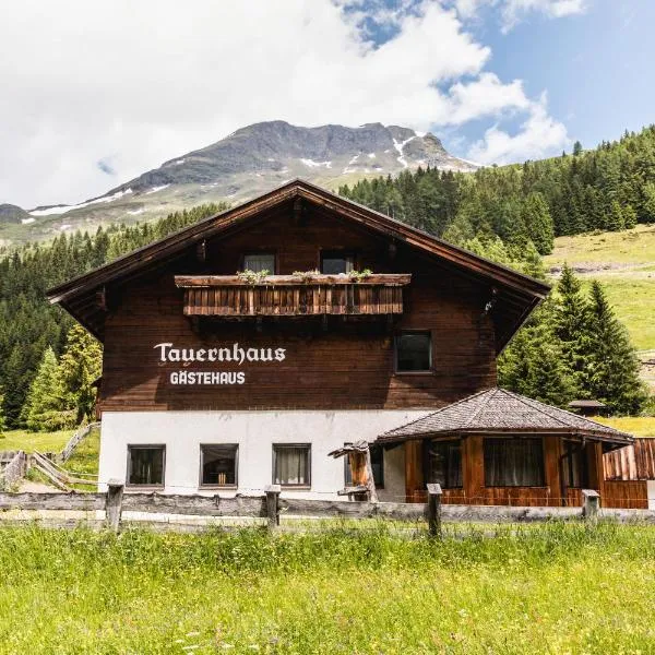 Gästehaus Tauernhaus, hotel v destinácii Matrei in Osttirol