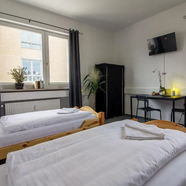 ROOM 1 / ROOM 2, hotel en Karlsruhe