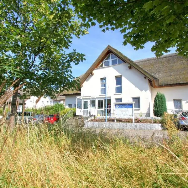 F-1010 Strandhaus Mönchgut Bed&Breakfast DZ 23 Terrasse, strandnah, inkl Frühstück，洛貝的飯店