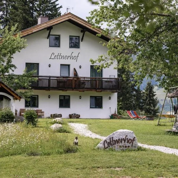 Lettnerhof Bnb Wohnung 5, hotel v destinaci Monguelfo