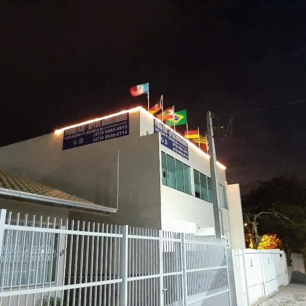 PENHAFLAT, STUDIO COMPLÉTO, C GARAGEM , A 700 m do parque e 120 m da praia, hotel v destinaci Penha