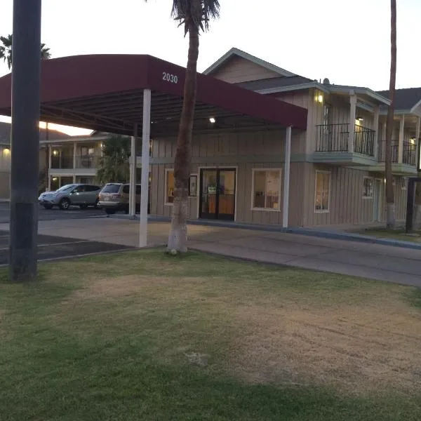 Value Inn & Suites, hotel in Holtville