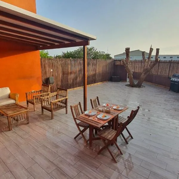 Romántico apartamento, piscina y BBQ en Playa La Tejita, hotel v destinaci El Médano