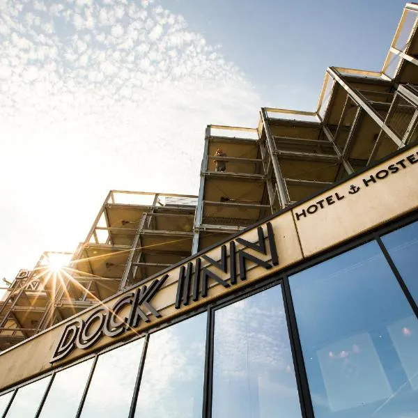DOCK INN Hostel Warnemünde、ヴァーネミュンデのホテル