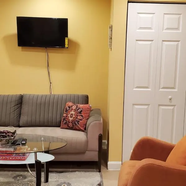 Lovely 2br Rental Unit, hotel ve Washingtonu