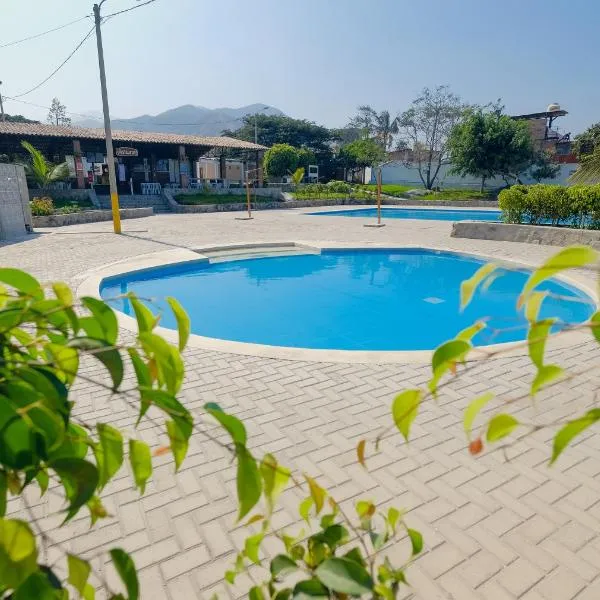 Centro Recreacional Simbal, hotel in Trujillo