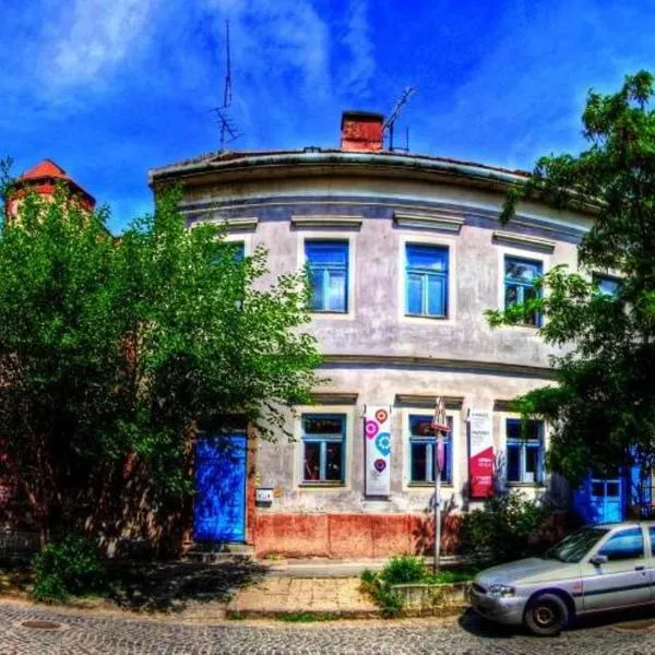 Kaleidoszkóp Ház Hostel, hotel v Ostřihomi