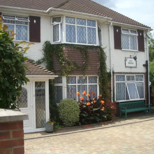 Ivy House, מלון בIckenham