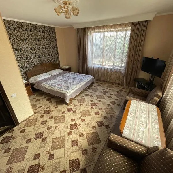 Guest House Eles – hotel w mieście Mineralʼnyy Istochnik Altyn-Arasan