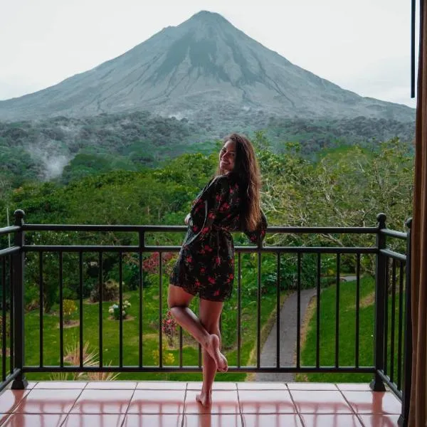 Hotel Arenal Kioro Suites & Spa, hotel in El Castillo de La Fortuna