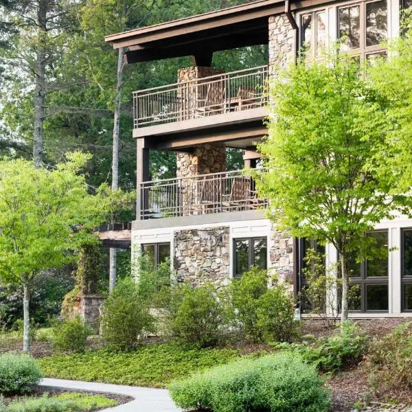 Kanuga Inn & Lodging, hotel v destinaci Hendersonville