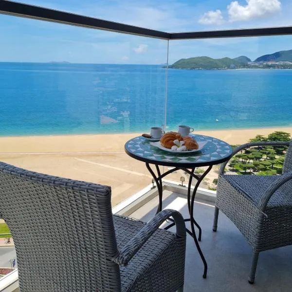 Xavia Hotel, hotel v Nha Trangu