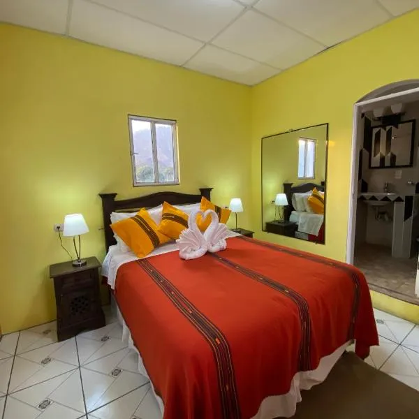 Hotel Los Angeles Panajachel, ξενοδοχείο σε Panajachel