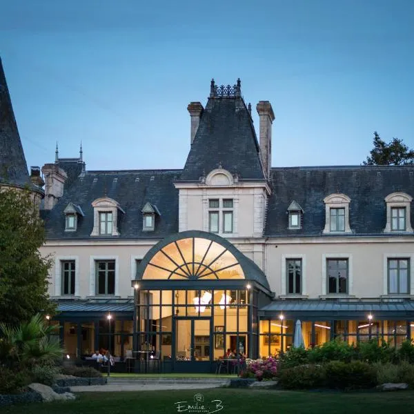 Hotel Château de la Barbinière、サン・ローラン・シュル・セーヴルのホテル