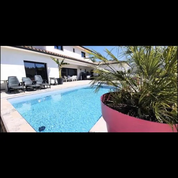 Studio Provence, hotel v destinaci Istres