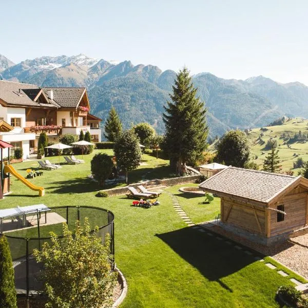 Hotel Garni am Sonnberg, hotel v destinaci Fiss