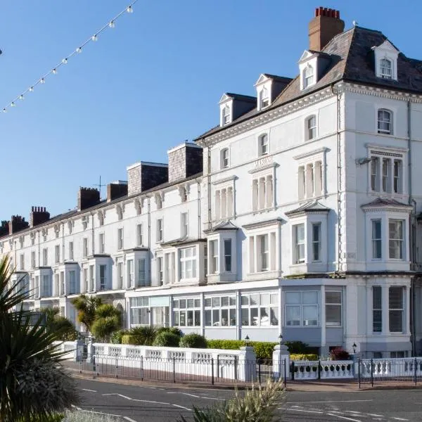 The Marine Hotel, hotel in Penmaen-mawr