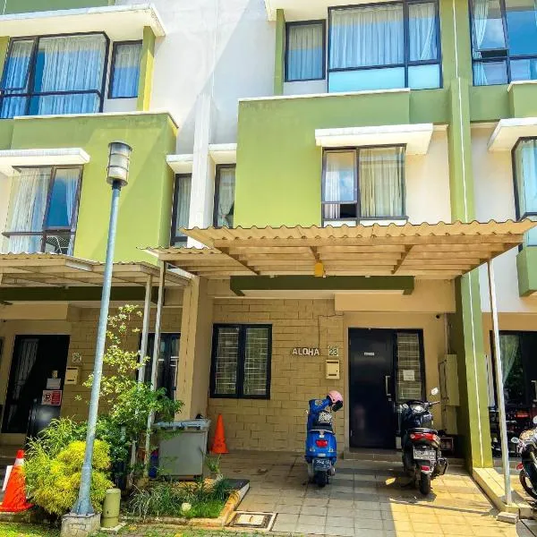 Aloha Guest House - 1 Male Only, hotel in Tangerang