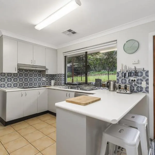 35 Calwalla Crescent Port Macquarie，位于麦夸里港的酒店