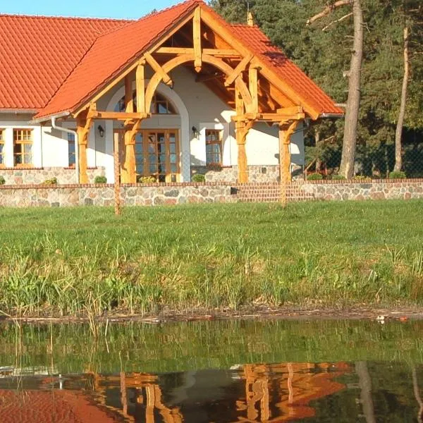 Ośrodek Wypoczynkowy Hartek، فندق في Ostaszewo
