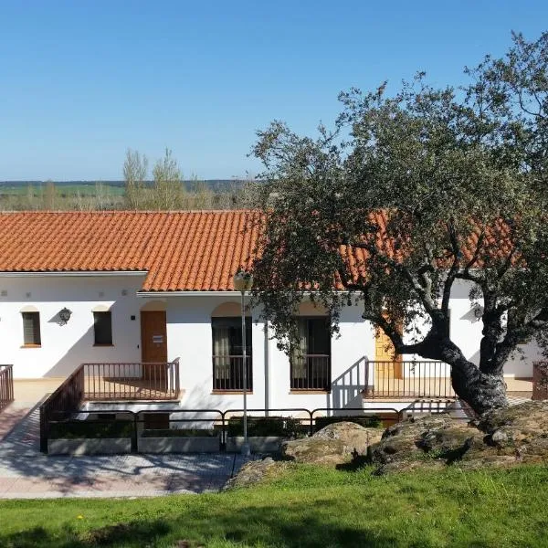 Apartamentos Baños de Ledesma, hotel en El Gejo de los Reyes