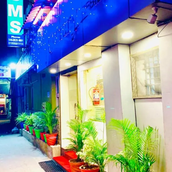 Half Moon Palace Chennai – hotel w mieście Ćennaj