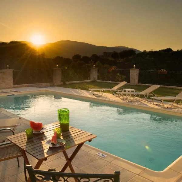 superb villa with private pool peaceful location, hotel Számiban