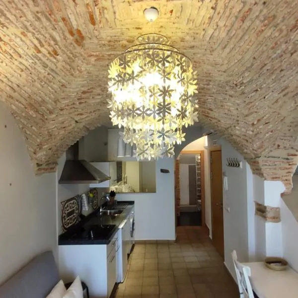 Apartamentos Turísticos ENCANTO, hotel in Cáceres