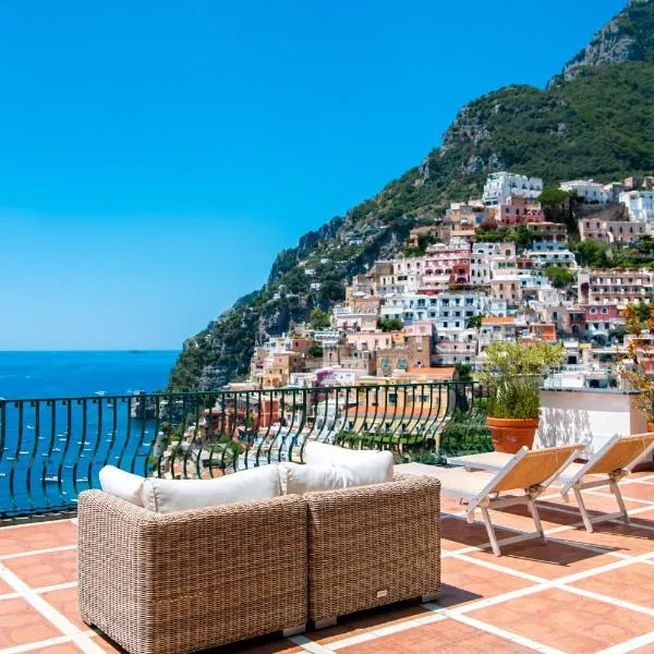 Alcione Residence, hotel v Positane
