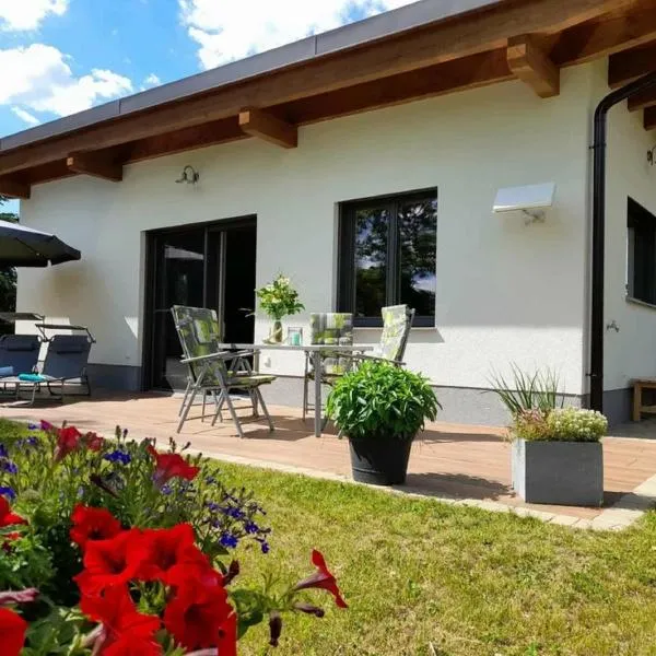 Ferienhaus Angel, hotel v destinaci Weitra