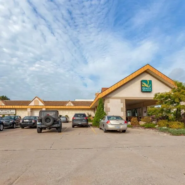 Quality Inn & Suites, hotell i Escanaba