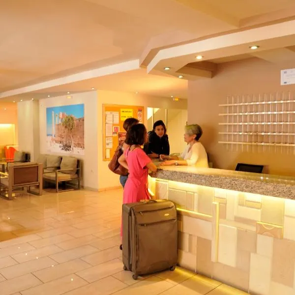 Carina Hotel, hotel a Città di Rodi