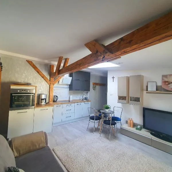 Kamienica "Pod dębem", hotel v destinaci Lidzbark Warmiński