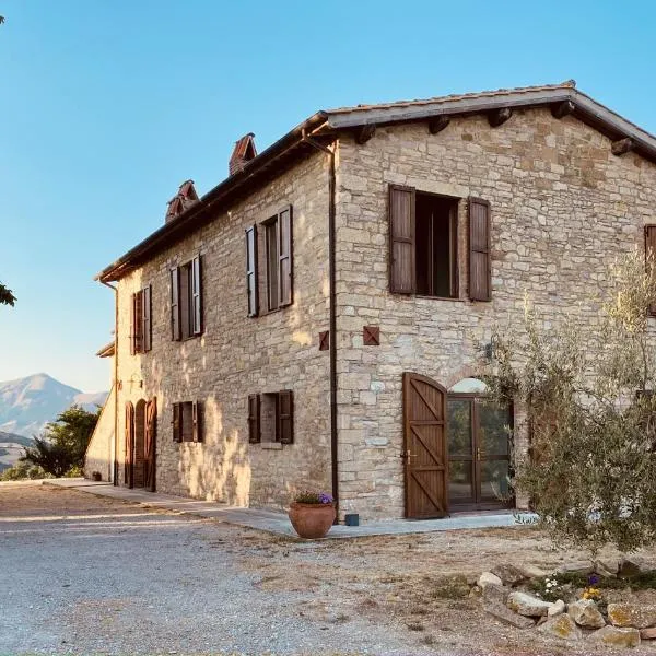 Casale Rancaglia, hotel en Fossato di Vico