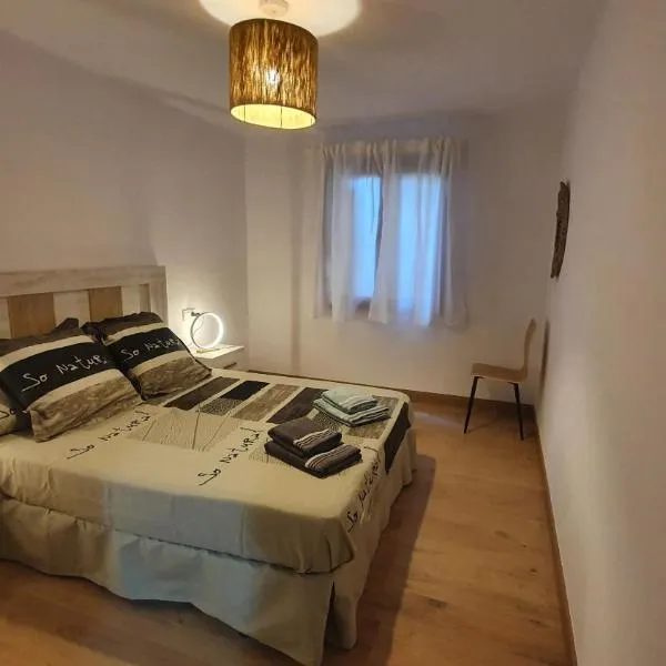Xia Apartaments con acceso a piscina – hotel w mieście Rialp