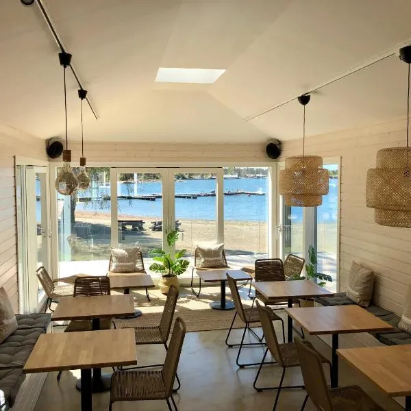 Käringsund Resort, hotel v destinaci Eckerö