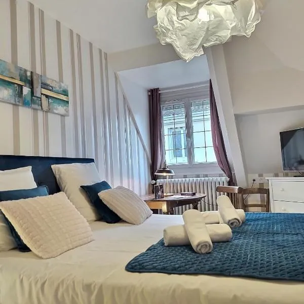 Chambre d'hôtes de Verdigné Piscine chauffée Parking Wifi, hotell i Le Mans