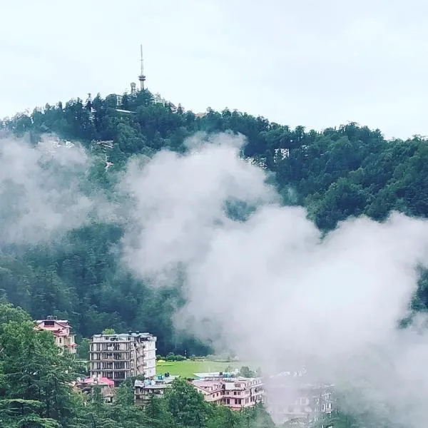 Shimla Pines Homestay, hotel v destinaci Šimla