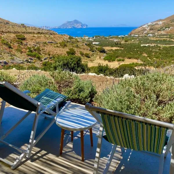 Villa Handras-Ulivo & Mandorlo, by Amorgos Holiday Homes, хотел в Агиали