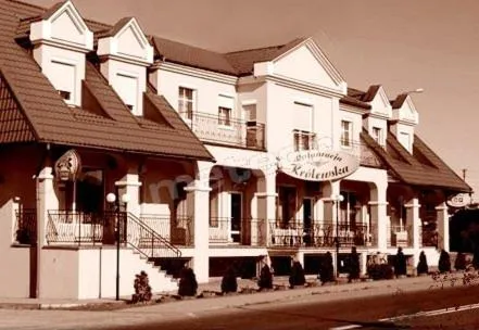 Hotel Chrobry, hotel a Łęczyca