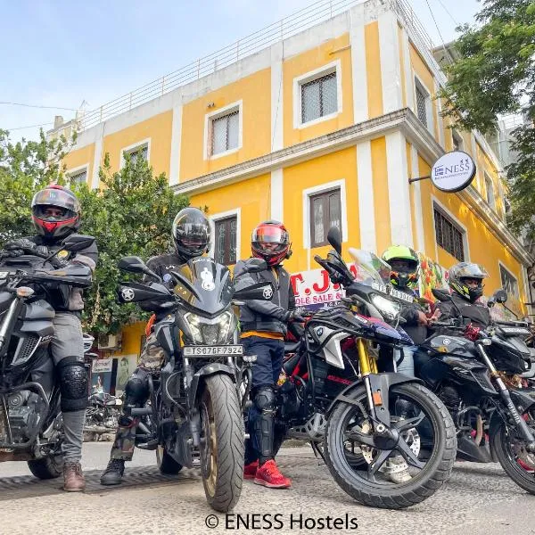 Eness Hostels Pondicherry, hotel v destinaci Puduččéri