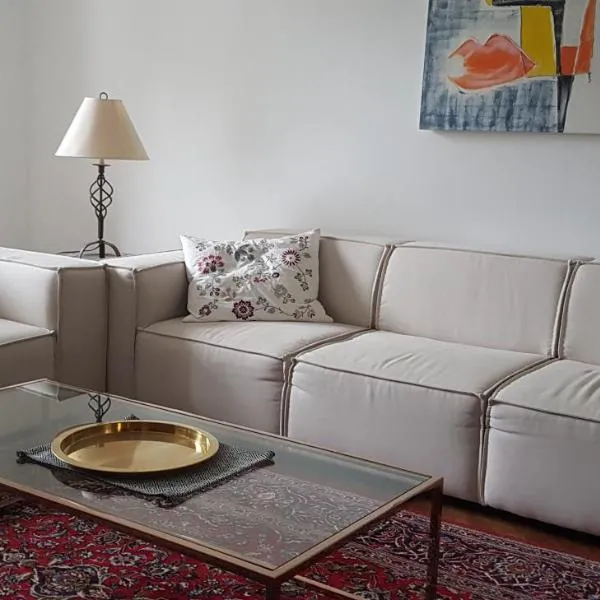 Ganze Wohnung mit Garten (Schwachhausen/Gete), hotel a Brema