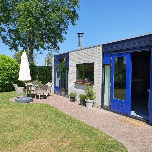 Bungalow Mimosa2, Klepperstee in Ouddorp, hotel in Ouddorp