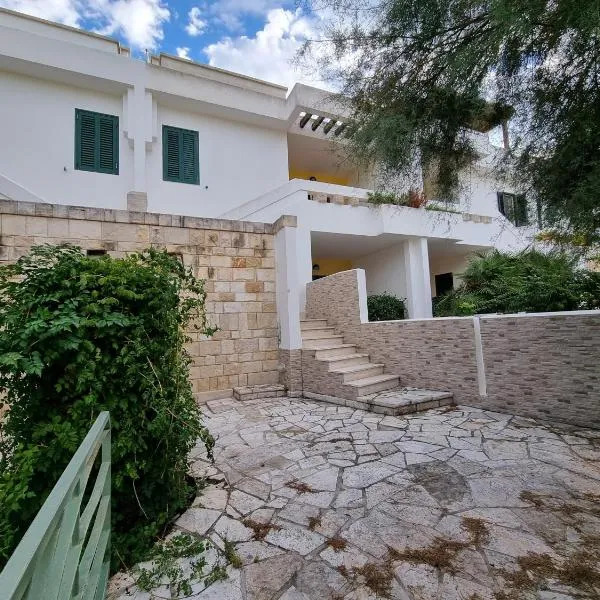 Gallipoli baia verde villetta Dune a 60 mt dalla spiaggia, hotel Baia Verde városában