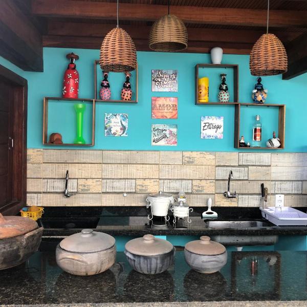 Casa Pé na Areia, Piscina, 3 quartos sendo 1 quarto com ar Split a 50 metros da praia - Foto 3