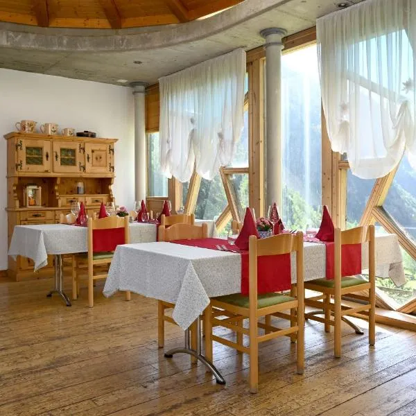 Agriturismo Miravalle, hotel a Campocologno